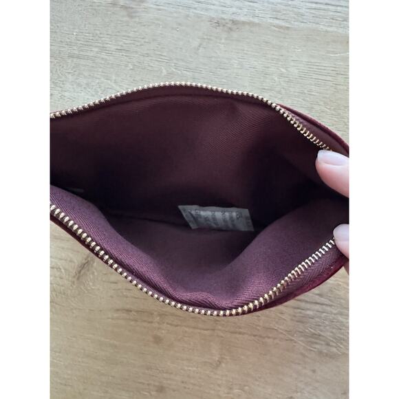 New Sezane Red Velvet Clutch Makeup Bag Zip Pouch Holiday Burgundy - Picture 3 of 5